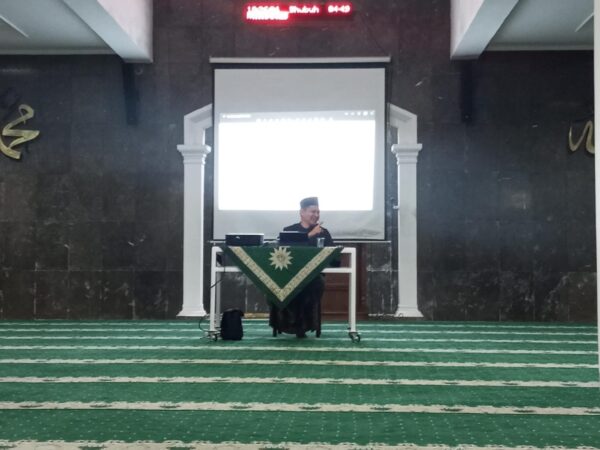 Pengajian Ahad Pagi Masjid Al-Furqon