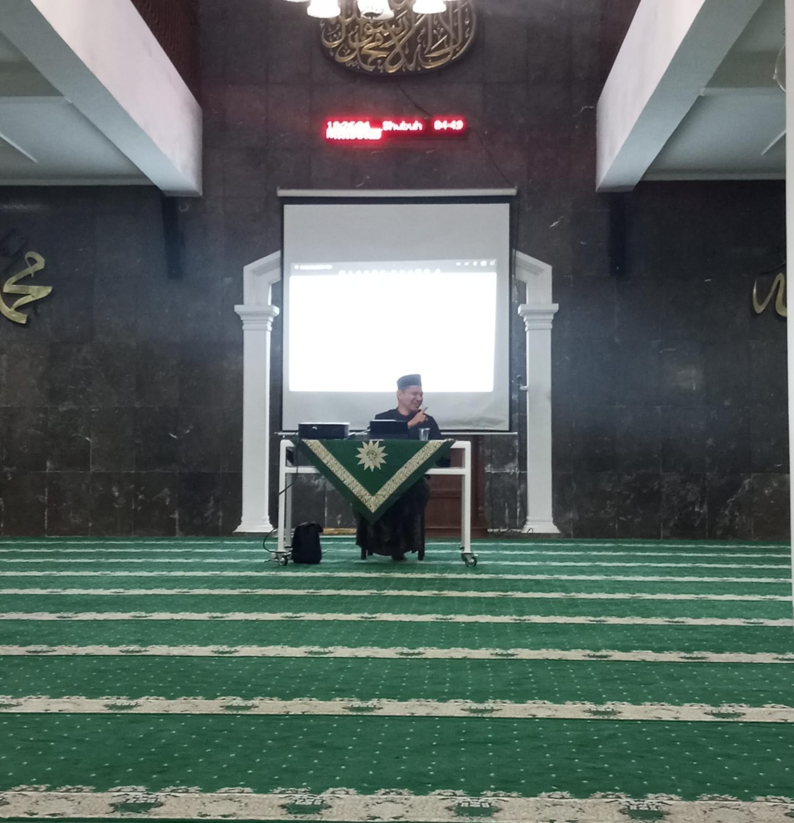 Kajian Rutin Malam Jumat ( Kramat )